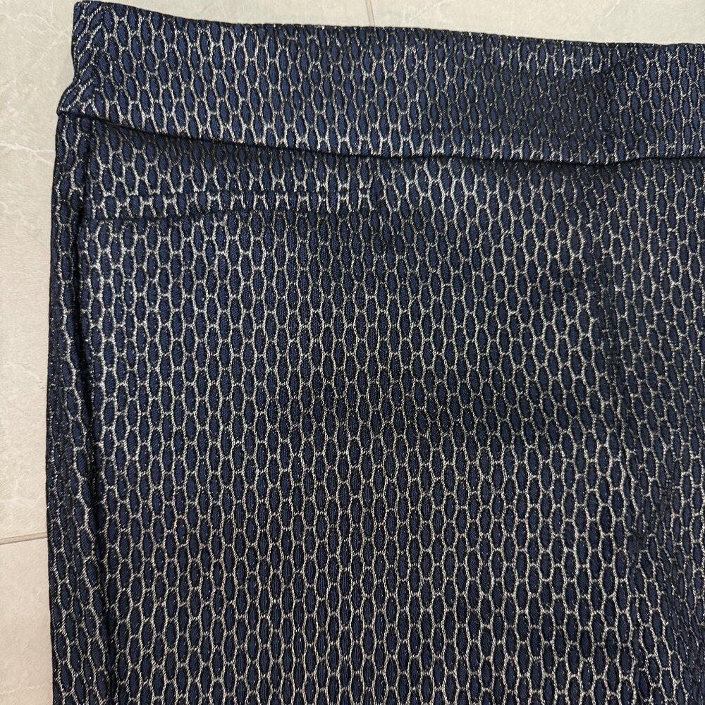 Chico's Bridgette Navy/Silver/Black pant, Size 0.5 Tall (US 6)